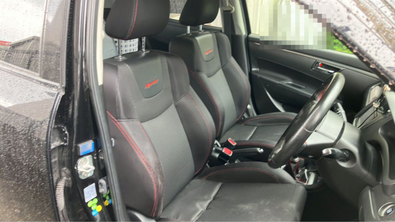 内装前方シート