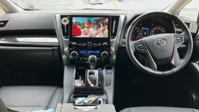 内装インパネ全体