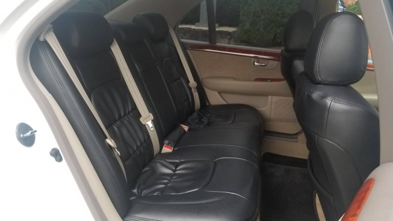 内装後方シート