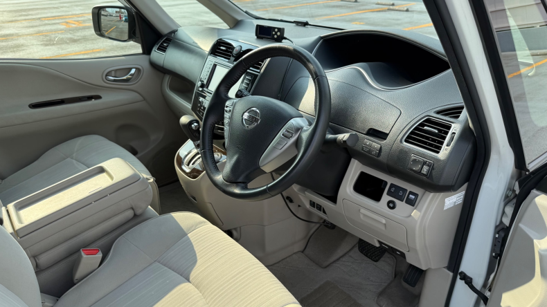 内装前方シート