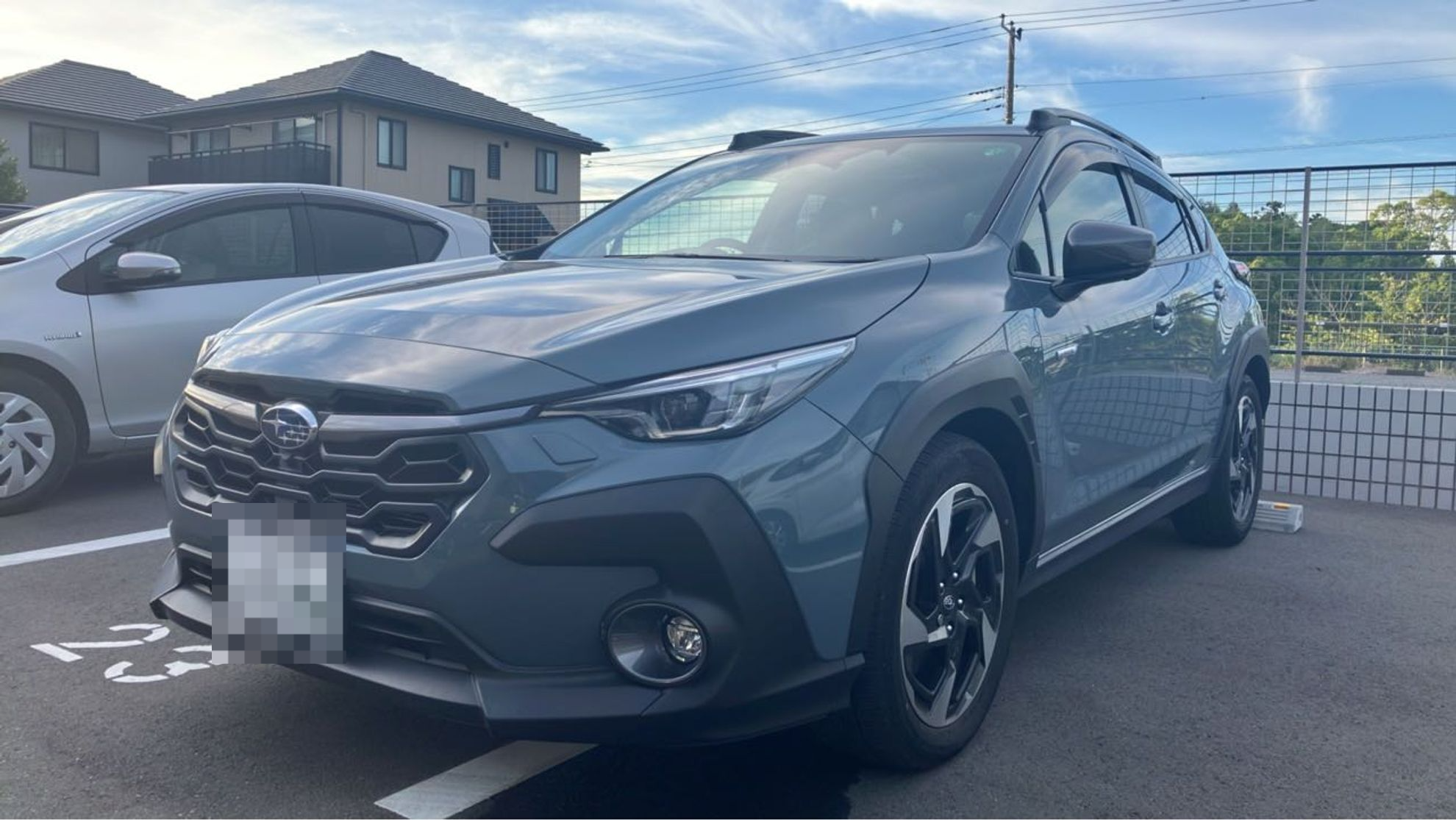 スバル　クロストレックの車種サムネイル画像