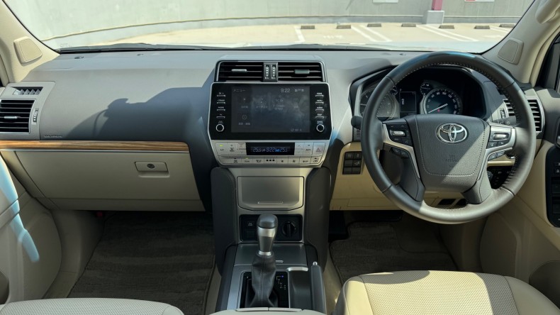 内装インパネ全体