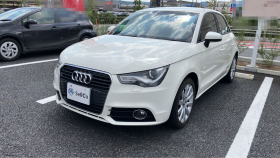 アウディ/Ａ１スポーツバック-292749