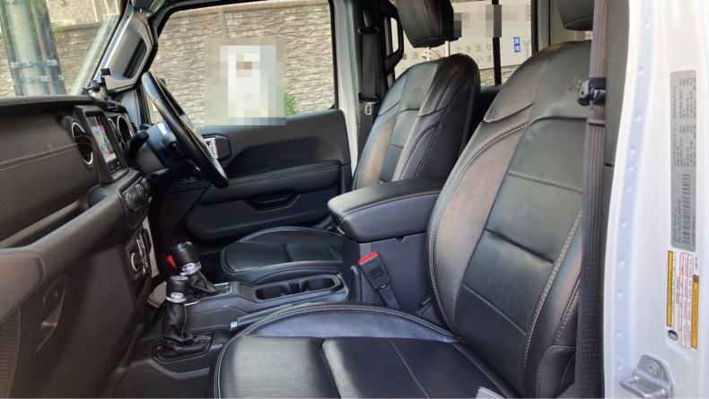 内装前方シート