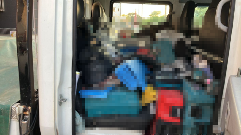 内装後方シート