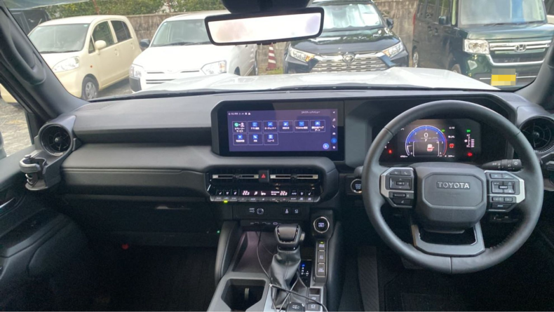 内装インパネ全体