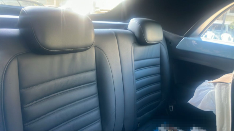 内装後方シート