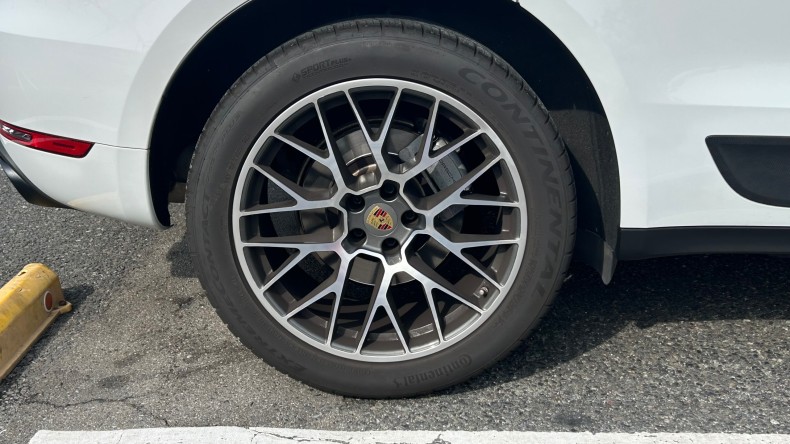 タイヤホイール後