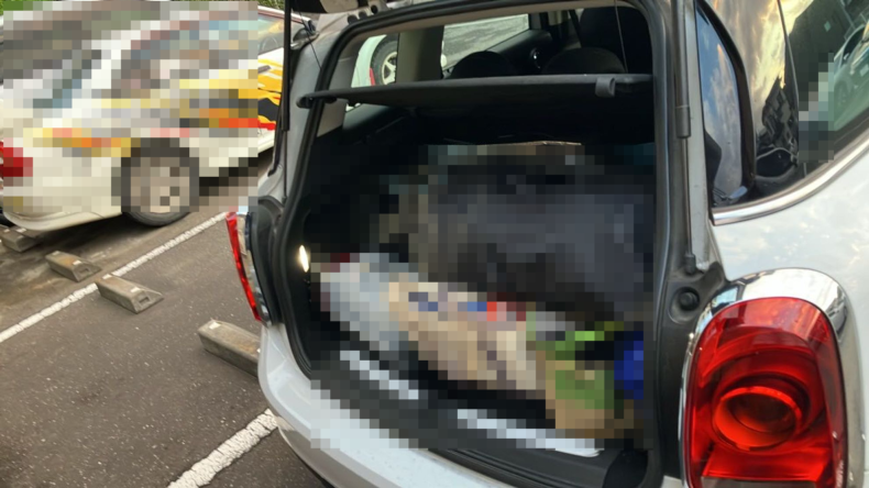 内装トランク