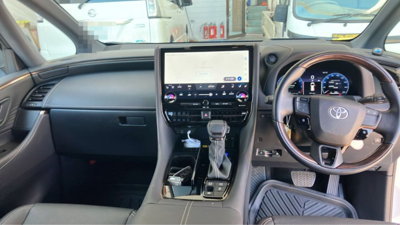 内装インパネ全体