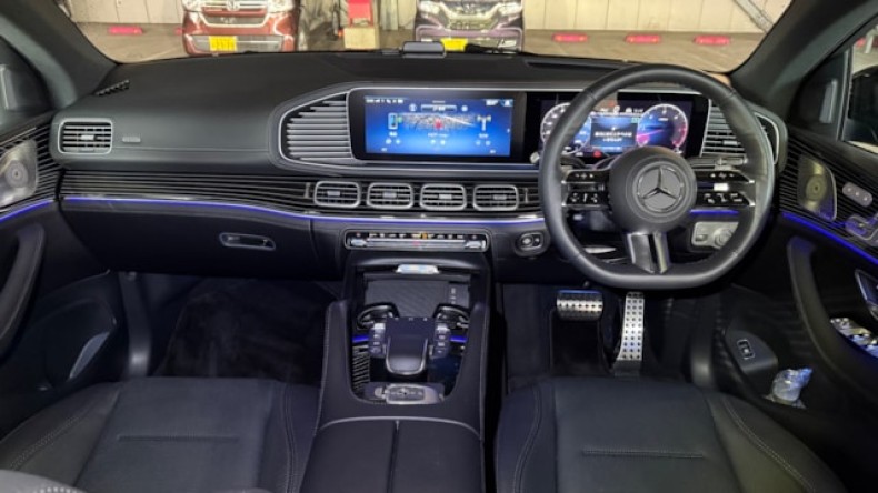 内装インパネ全体