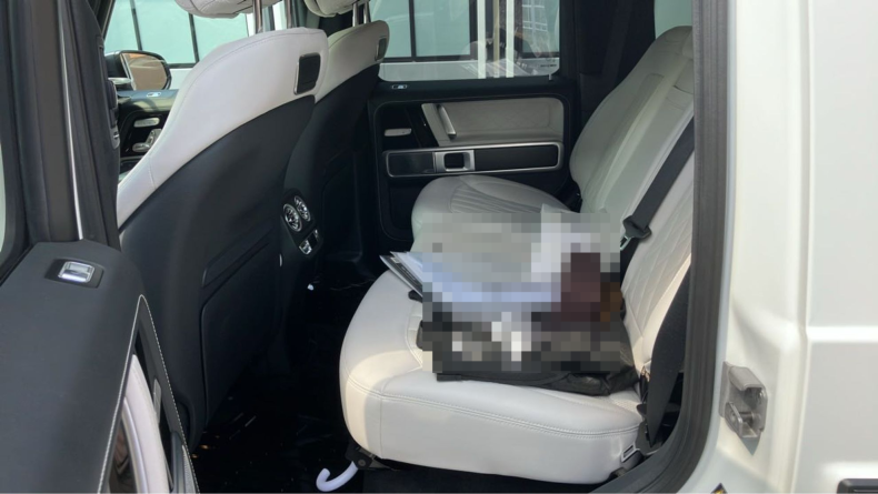 内装後方シート