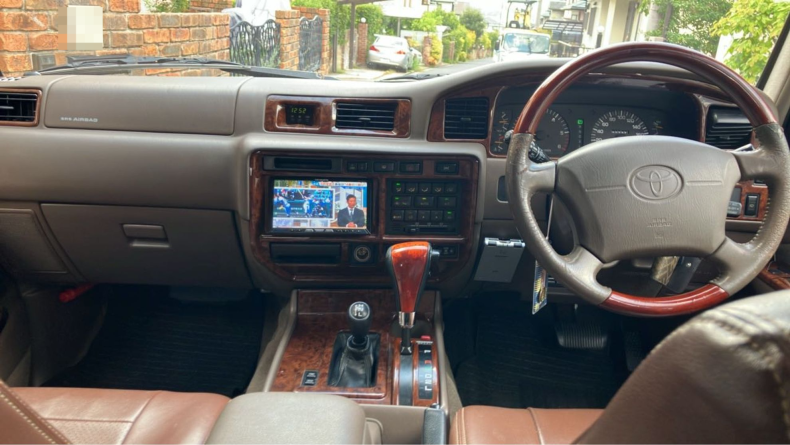 内装インパネ全体