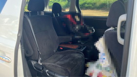 内装後方シート