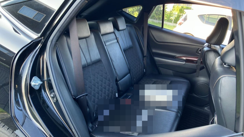 内装後方シート