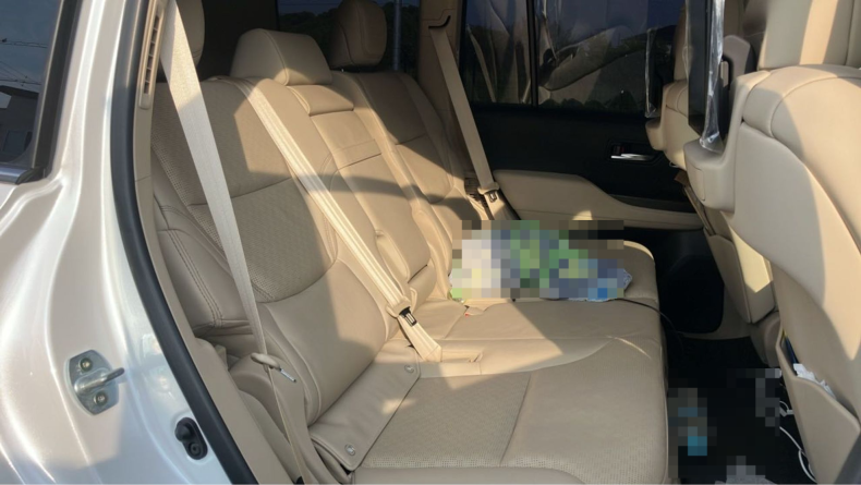 内装後方シート