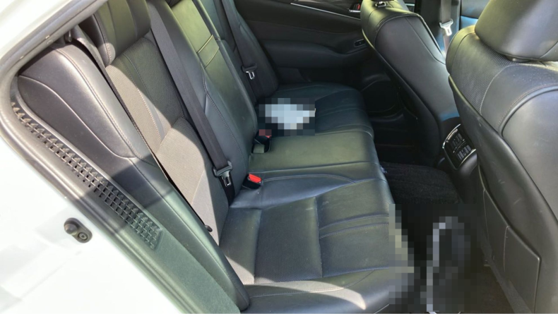 内装後方シート