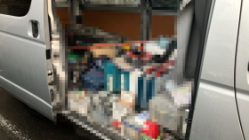 内装後方シート