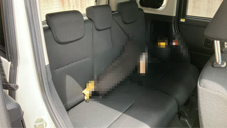 内装後方シート