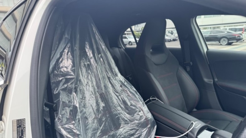 内装前方シート