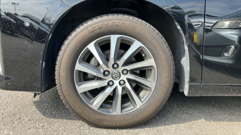 タイヤホイール前