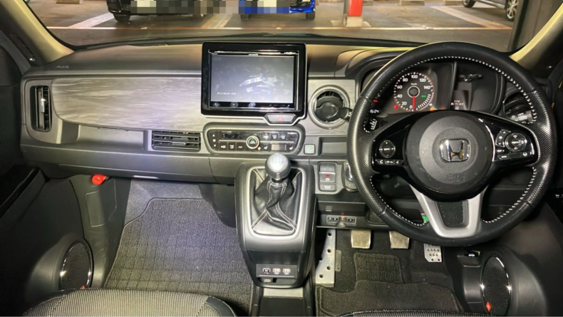 内装インパネ全体