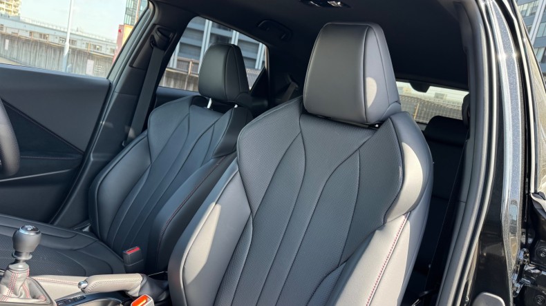 内装前方シート