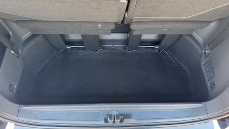 内装トランク