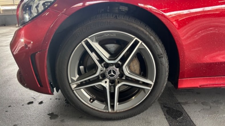 タイヤホイール前