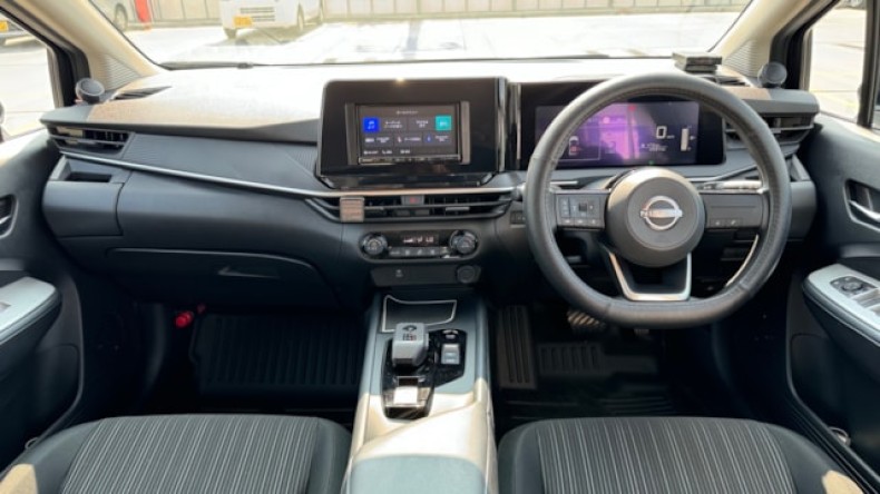 内装インパネ全体