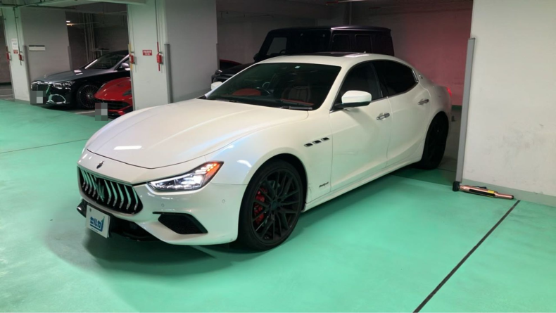 マセラティ ギブリの売買実績画像