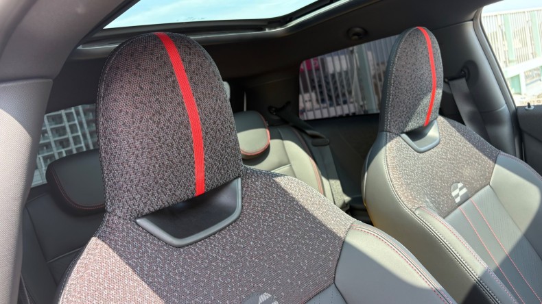 内装前方シート