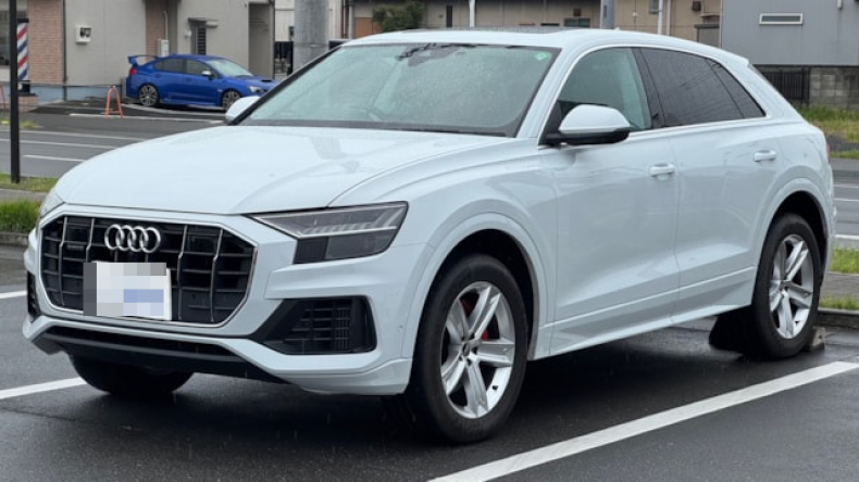 アウディ Ｑ８の売買実績画像