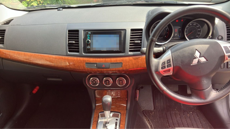 内装インパネ全体