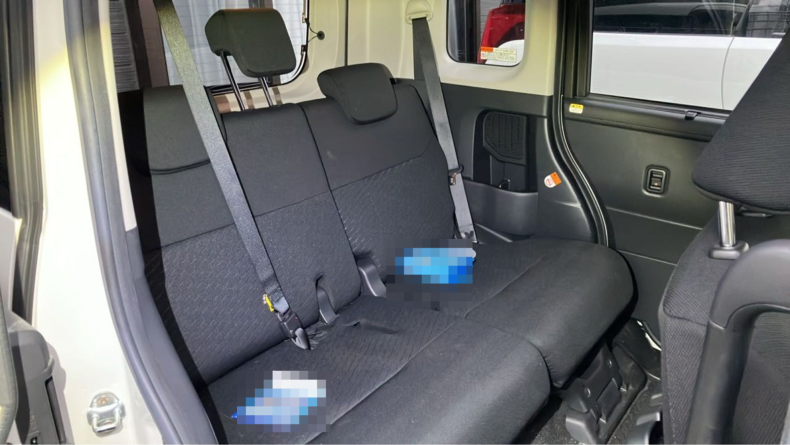 内装後方シート