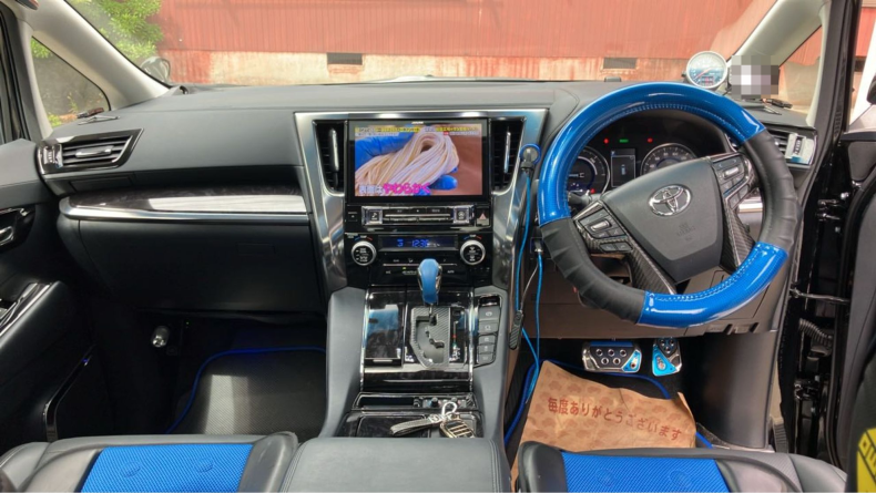 内装インパネ全体