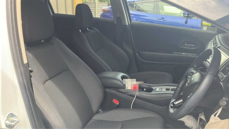 内装前方シート