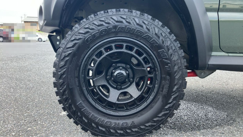 タイヤホイール前