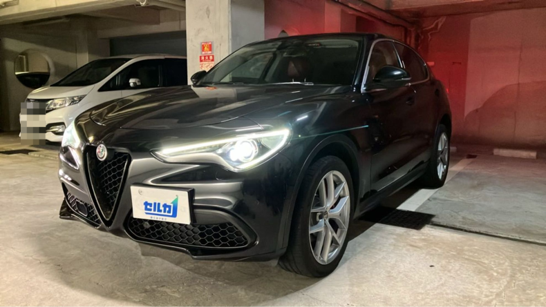 アルファロメオ ステルヴィオの売買実績画像