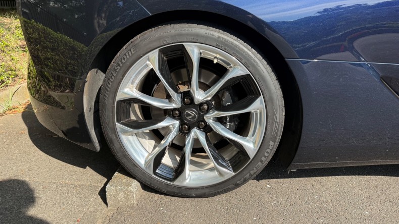 タイヤホイール後