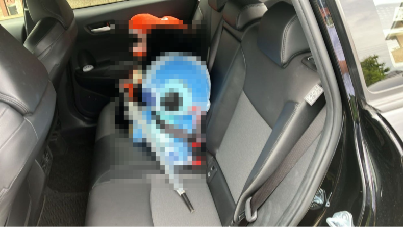 内装後方シート