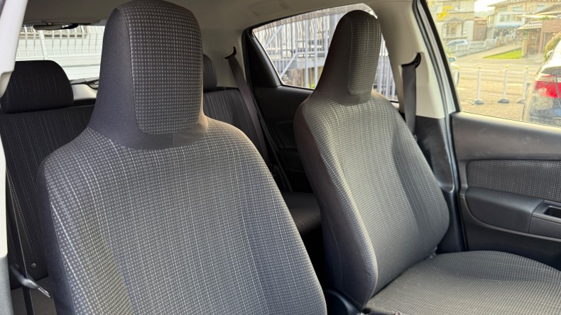 内装前方シート