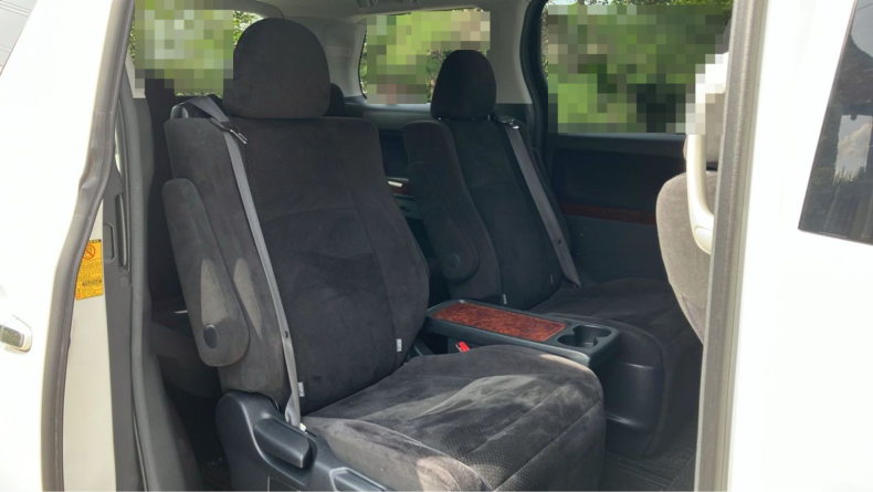 内装後方シート