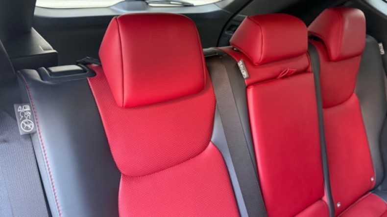 内装後方シート