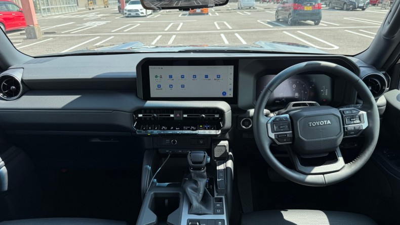 内装インパネ全体