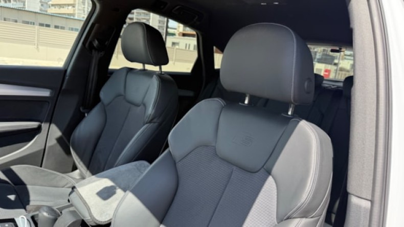 内装前方シート