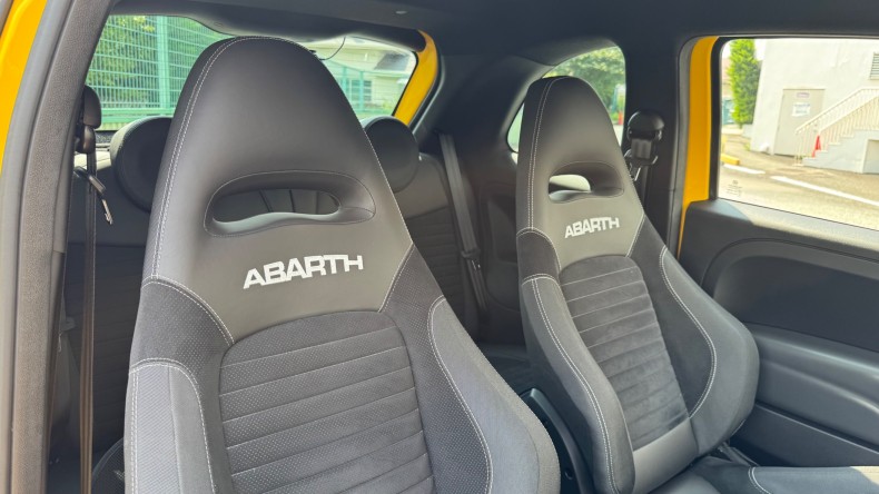 内装前方シート