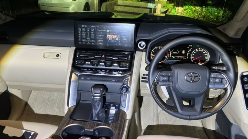 内装インパネ全体