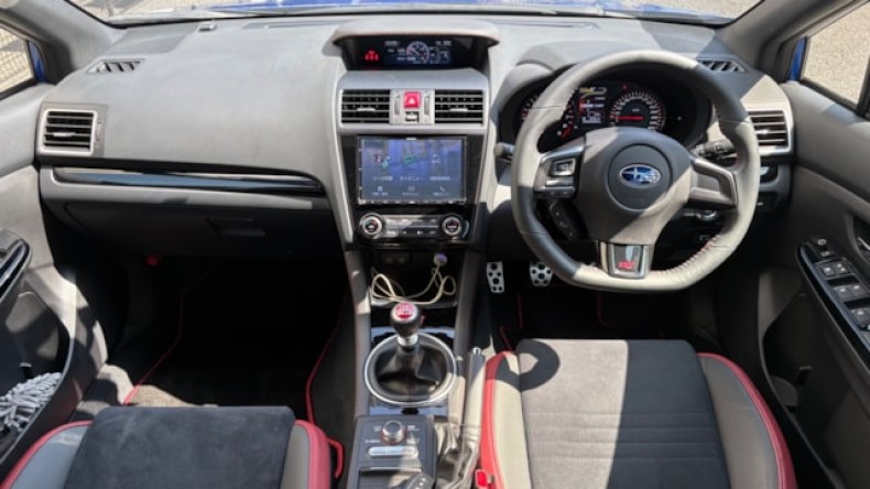 内装インパネ全体