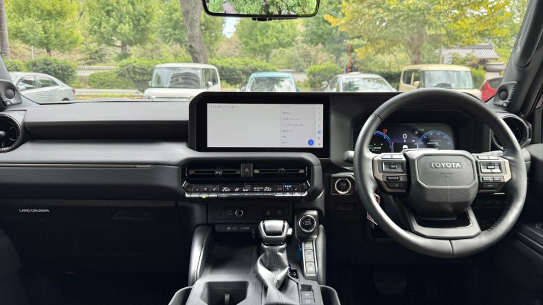 内装インパネ全体